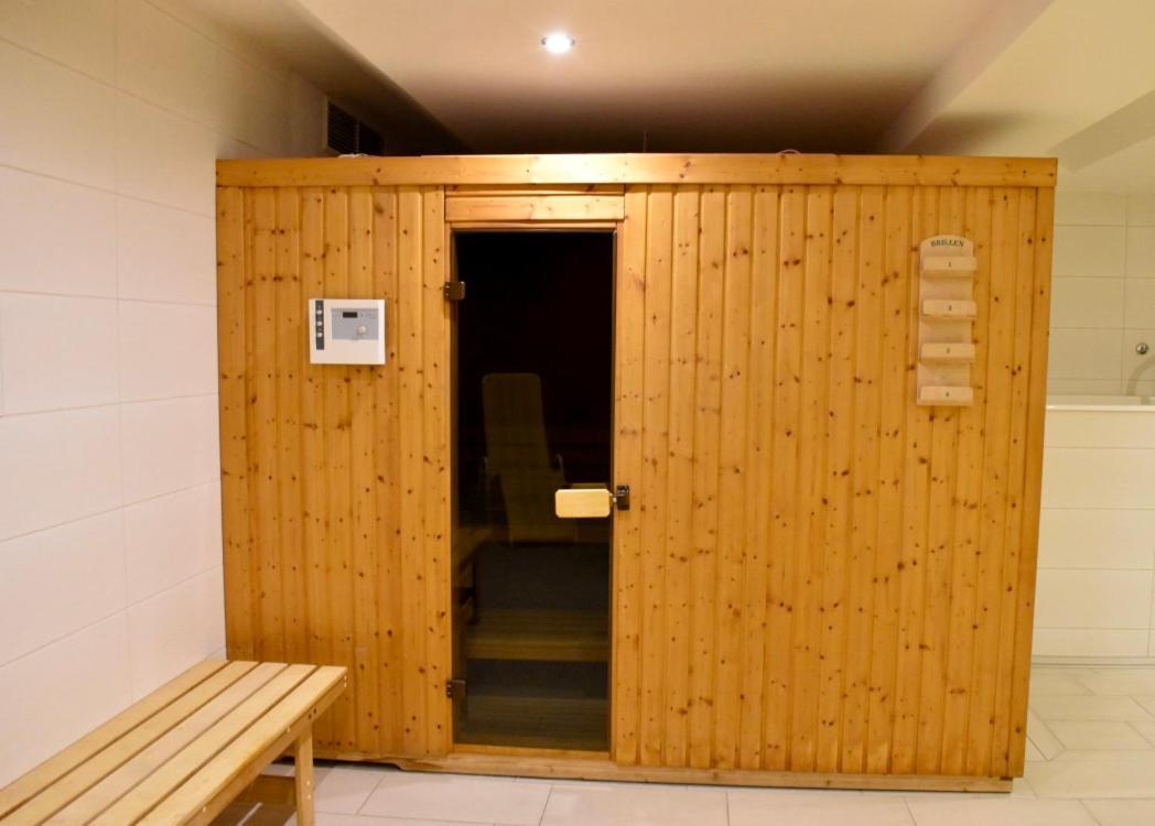 Hotel Trebeltal Demmin Exterior photo