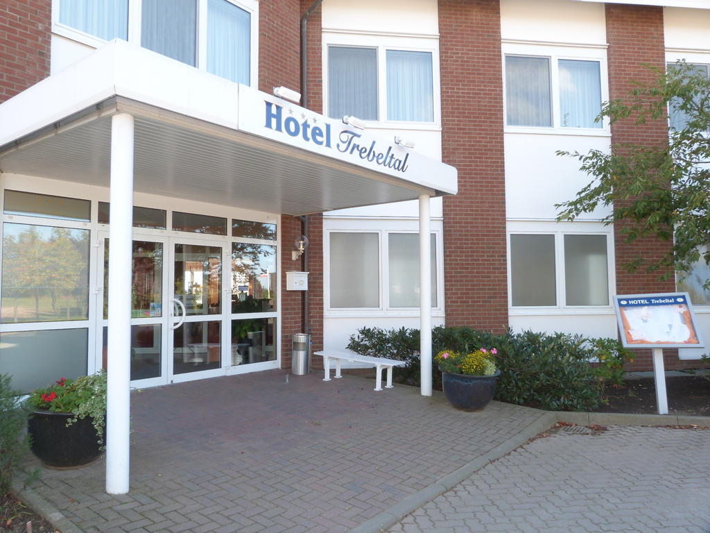 Hotel Trebeltal Demmin Exterior photo